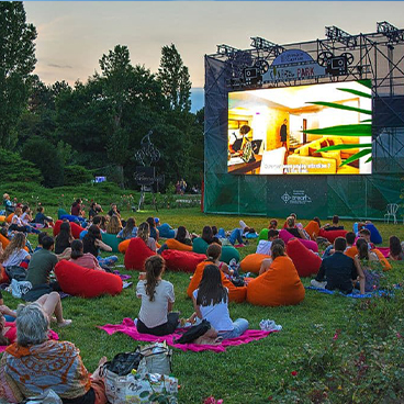 Universal Product Style